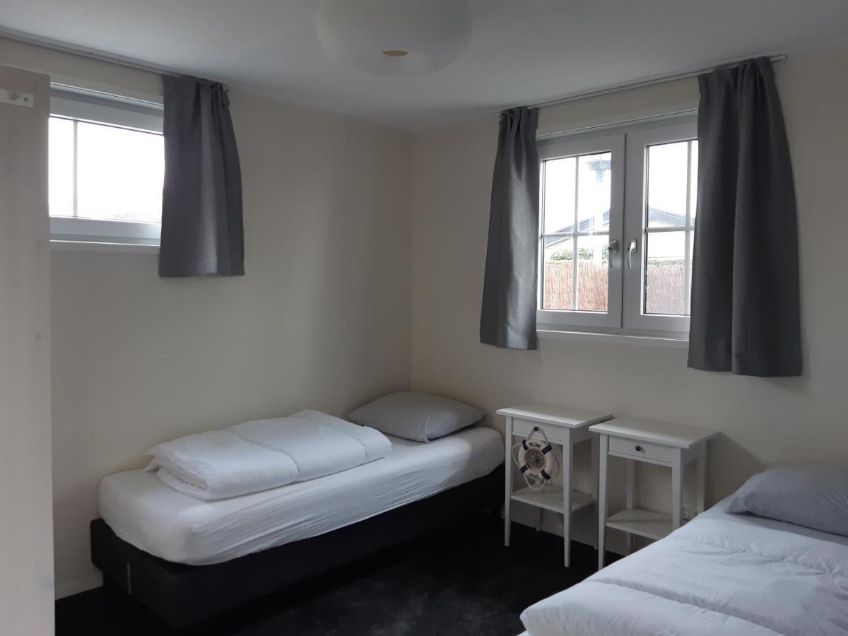 Nieuwe Beachbungalow Aan Ijsselmeer 39 24 Four Seasons Lemmer Ngoại thất bức ảnh