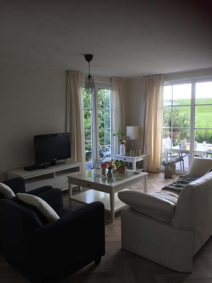 Nieuwe Beachbungalow Aan Ijsselmeer 39 24 Four Seasons Lemmer Ngoại thất bức ảnh