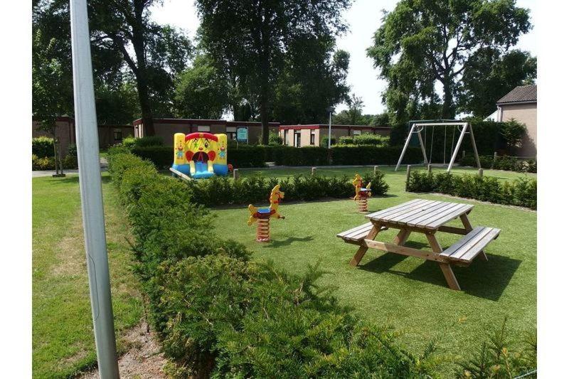 Nieuwe Beachbungalow Aan Ijsselmeer 39 24 Four Seasons Lemmer Ngoại thất bức ảnh